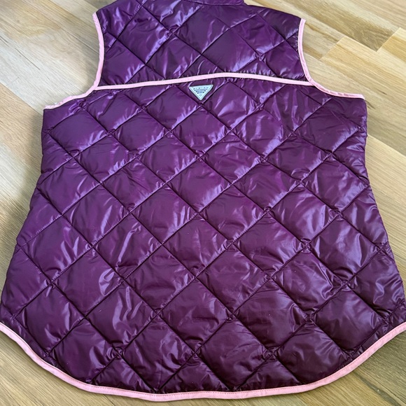 Columbia PFG Puffy Vest - Picture 5 of 5